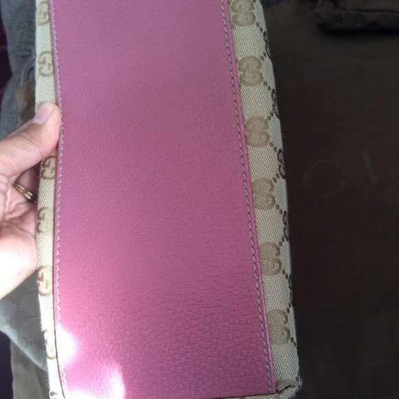 Authentic Gucci Bag - Picture 5 of 8